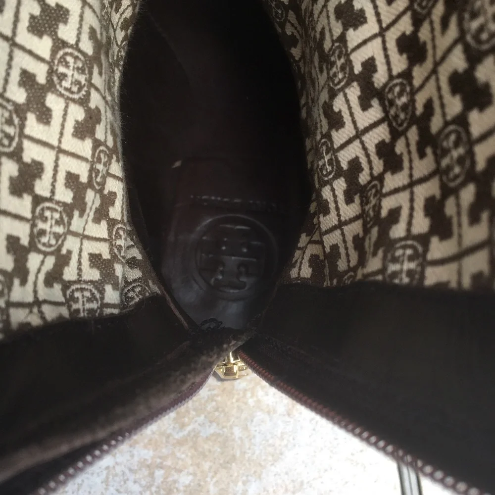 Tory Burch Irene brown tall suede boots 6 - Picture 11 of 12